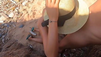 Big Dick And Oral Fun With A Friend'S Wife At The Beach