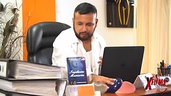 Una Limpiadora Peruana Posa Como Doctora Para Despistar A Una Venezolana Bien Acabada